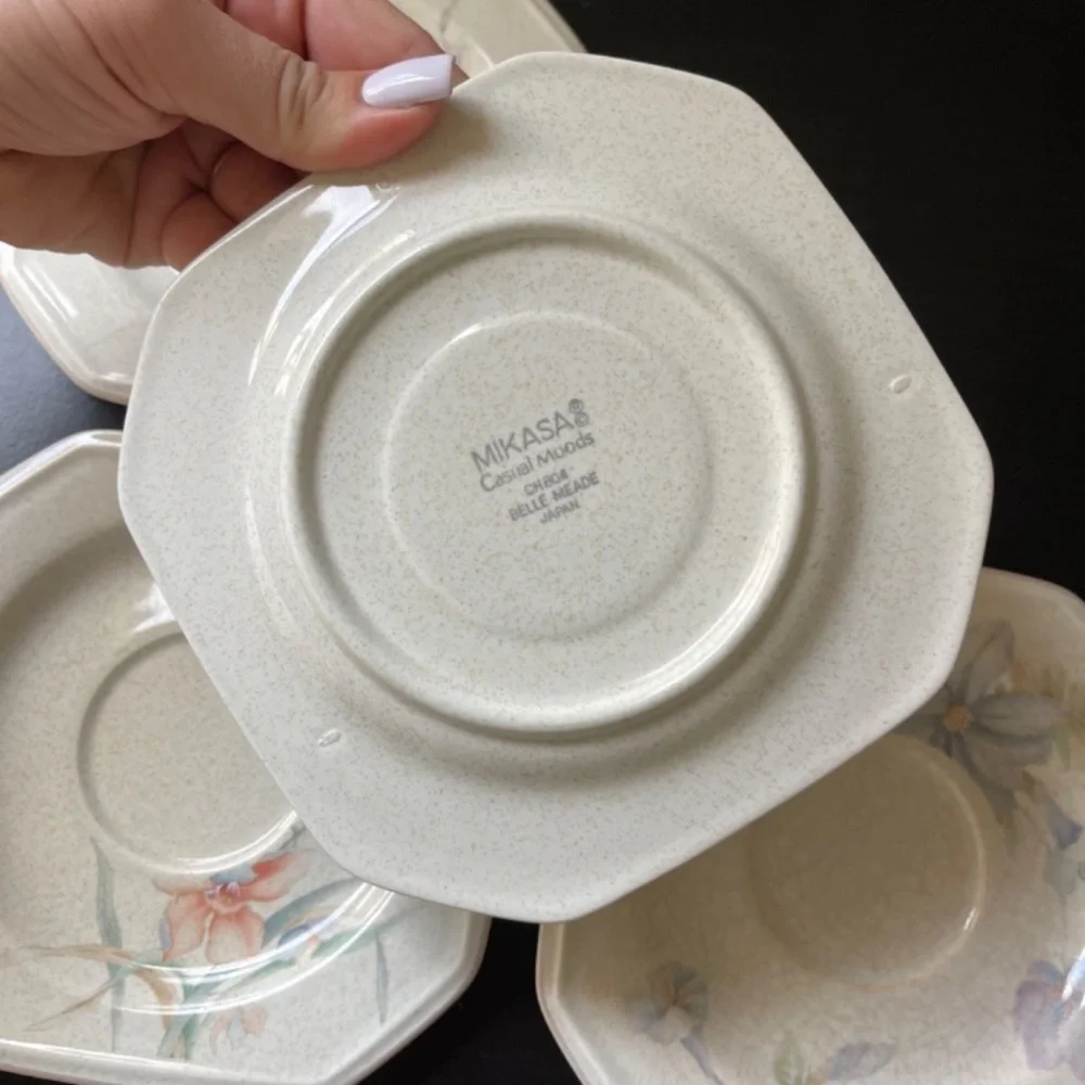 Mikasa Melissa Set of 4 Saucer Plates Floral Casual Moods Vintage Japan